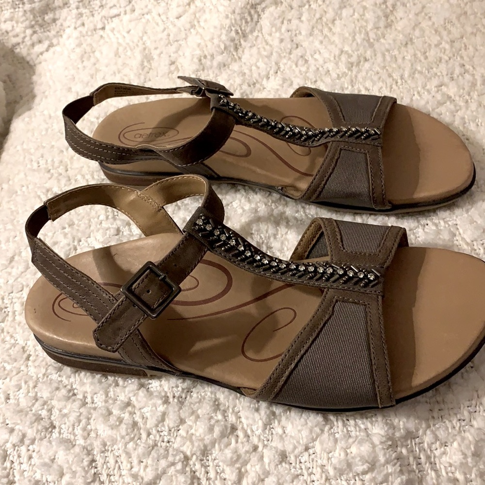 Taupe Aetrex Sandals with decorative beading. NWOT